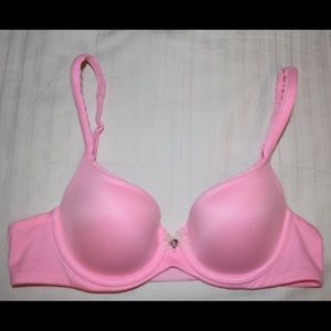 Victoria’s Secret Body by Victoria lined demi bra